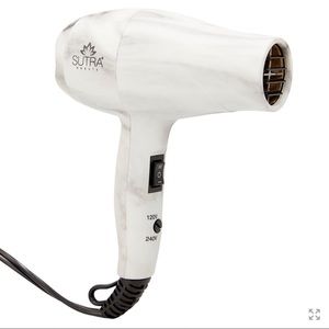FabFitFun | Sutra Beauty Mini Blow Dryer